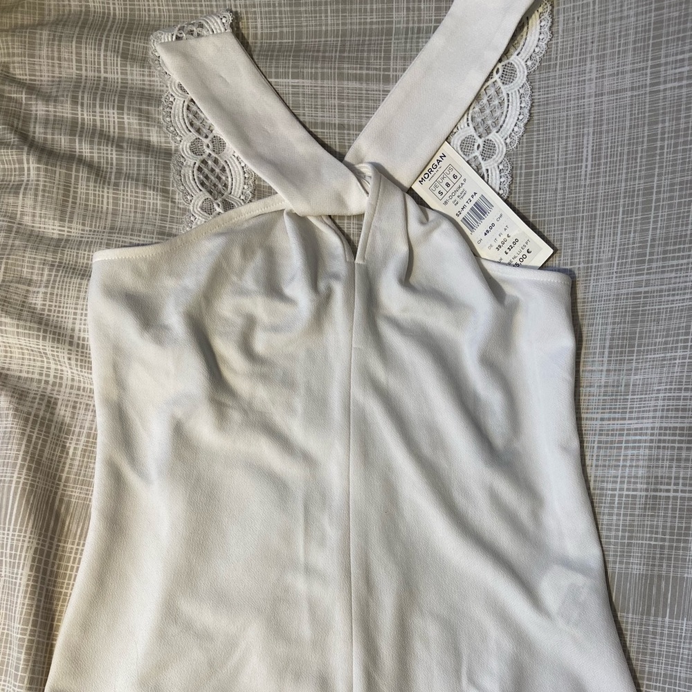 NWT twist front halter top (ASOS)